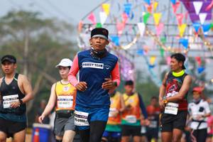 BIB: 
                            <button type="button" onclick="openModal(9922408)" class="btn btn-primary btn-sm float-right btn-popup" data-toggle="modal" data-target=".modal-high-quality">
                        <i class="fas fa-shopping-cart"></i> Add to Cart
                    </button>
                                            <button type="button" onclick="isThisMe(9922408, true)" class="btn btn-success btn-sm float-right btn-popup btn-isme hidden" data-toggle="tooltip" data-placement="bottom" title="นี่คือรูปของคุณใช่ไหม คลิกที่นี่เพื่อเอาเข้าอัลบั้ม">
                        <i class="fas fa-plus"></i> Add to album
                    </button>
                    <button type="button" onclick="isThisMe(9922408, false)" class="btn btn-warning btn-sm float-right btn-popup btn-isnotme hidden">
                        <i class="fas fa-ban"></i> Remove from album
                    </button>